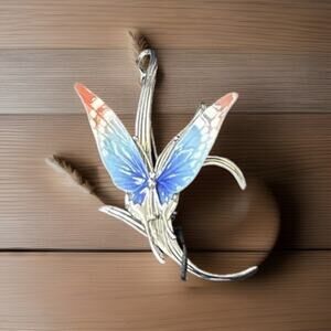Beautiful Hand Painted Porcelain Franz Butterfly Brooch